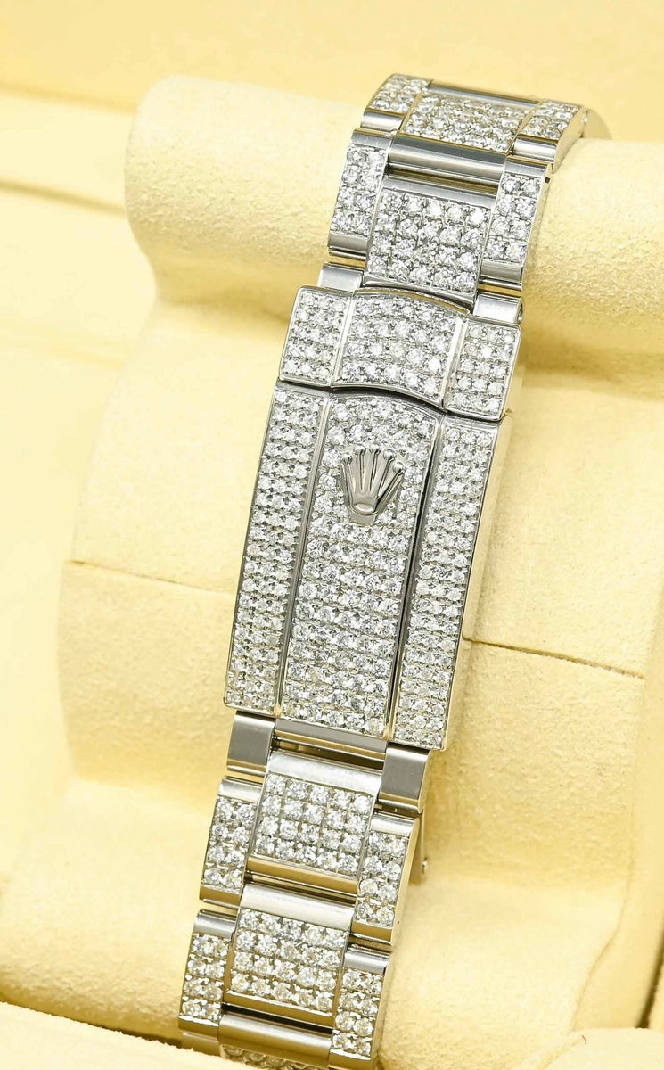 Analog Diamond Set Silver Watch/ Blue Dial Royal Stainless Steel RLX-8084