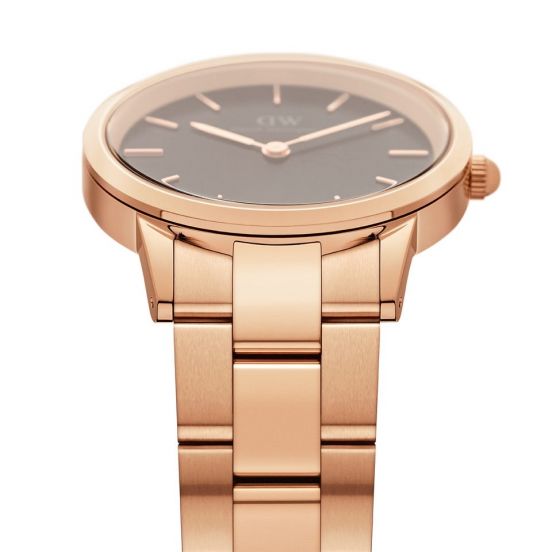 Daniel Wellington Analog Stainless Steel Strap Black Color Dial Watch With Rose Gold Case And Strap For Women's Watch DW-1202 Dial - Best Watch for Casual Use